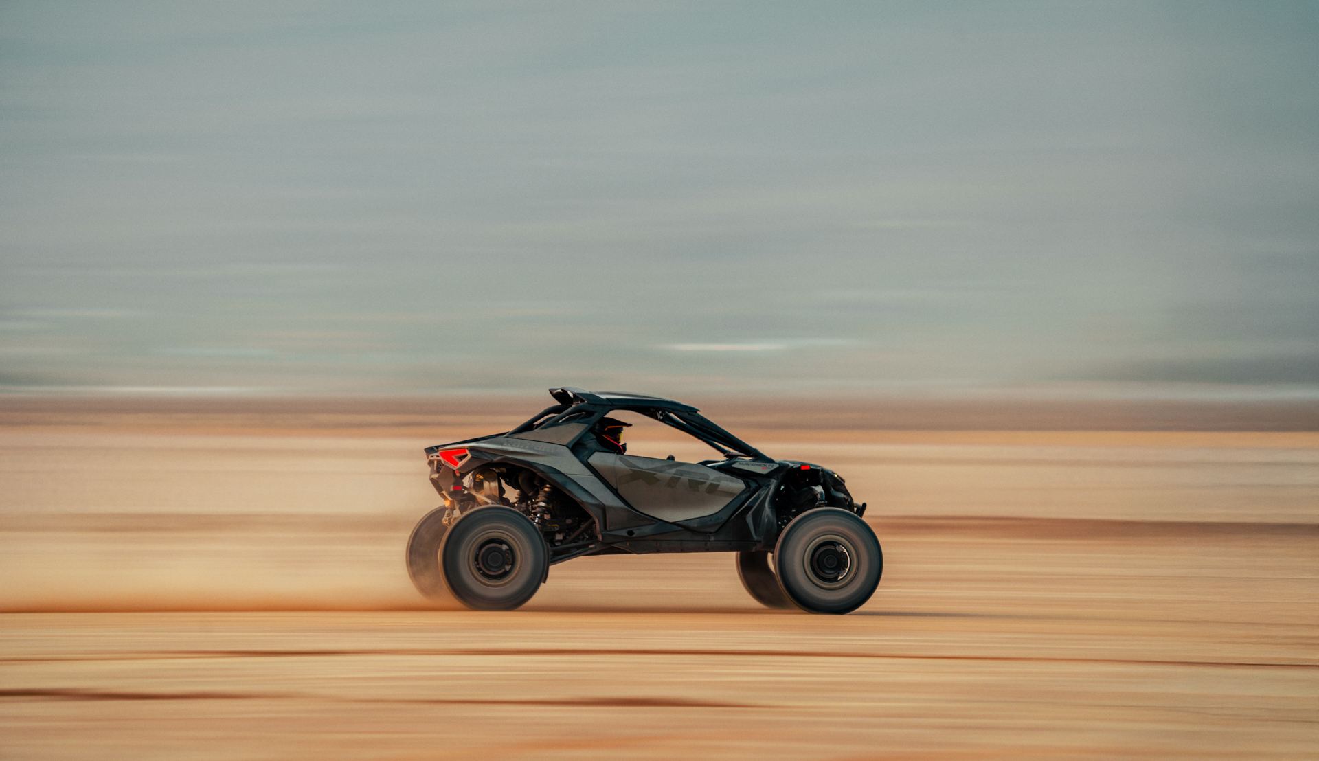 Can-Am Maverick R XRC DCT SAS