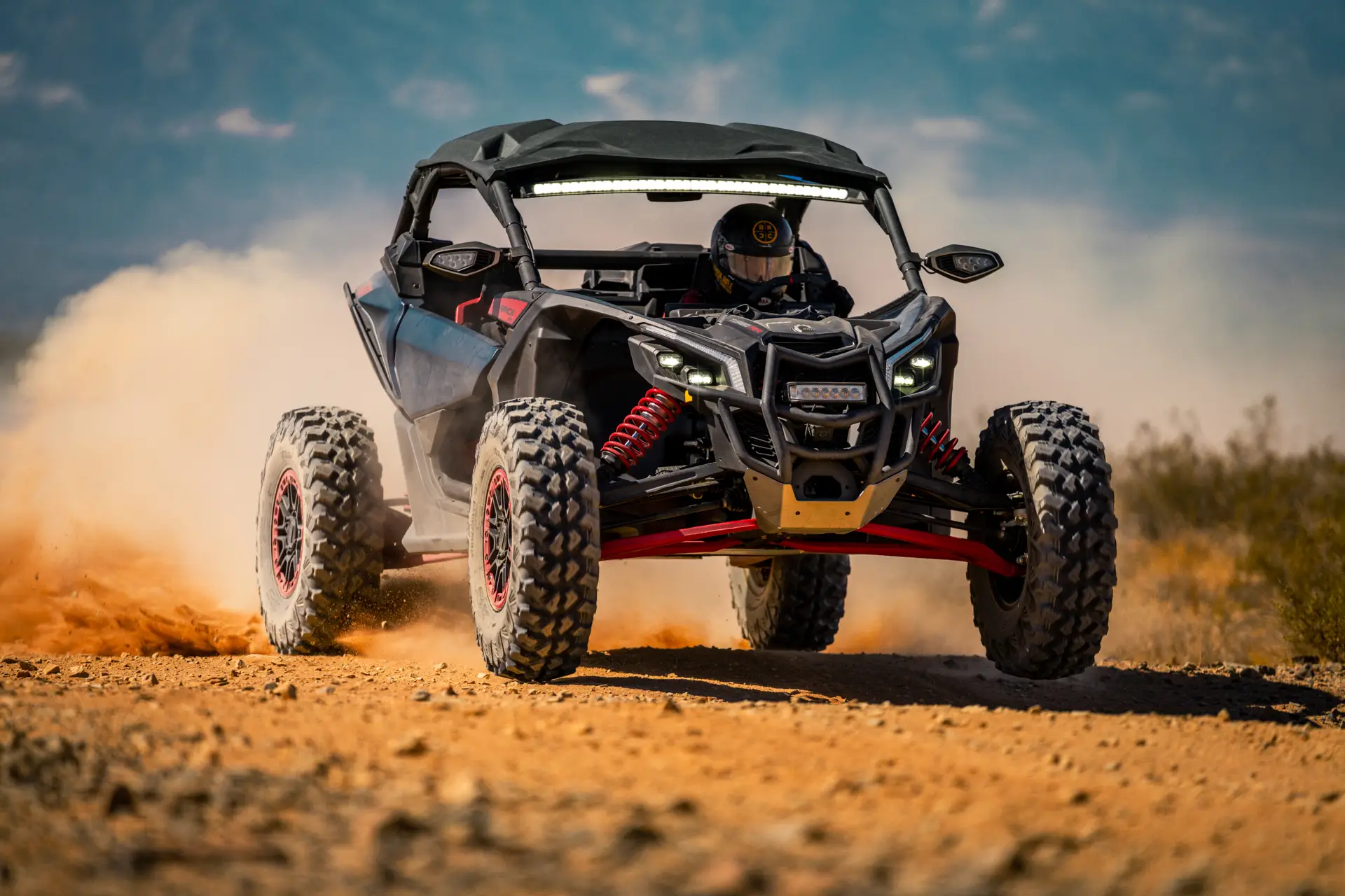 Can-Am Maverick R XRS DCT SAS