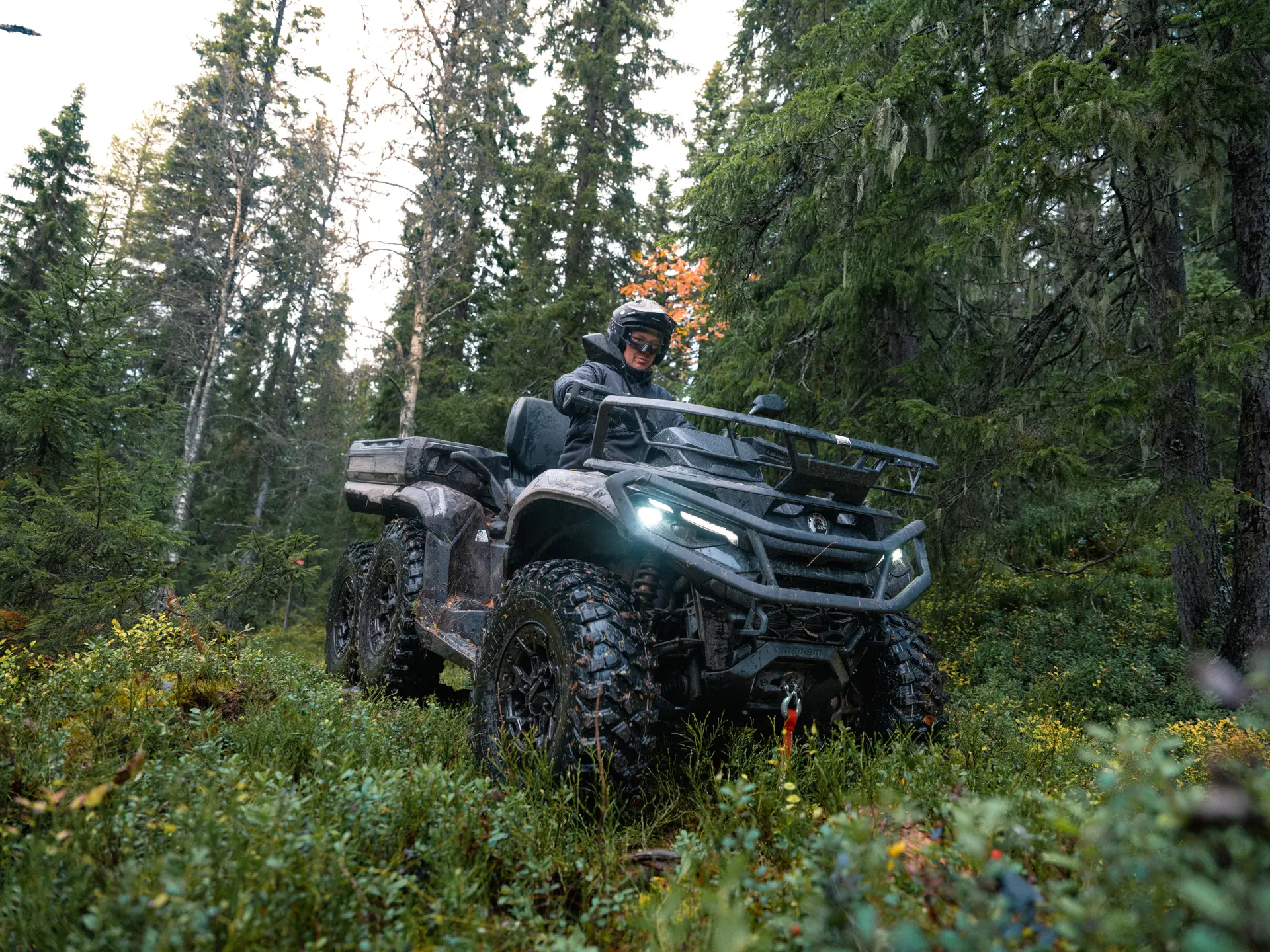 Can-Am Outlander MAX 6x6 DPS T 700